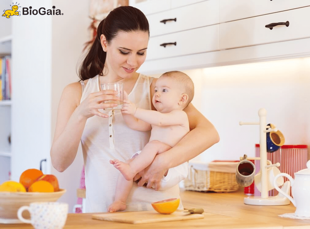 Trẻ sơ sinh bị táo mẹ nên ăn gì để nhanh khỏi - 3